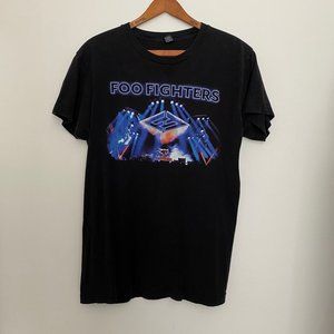 2018 FOO FIGHTERS 'CONCRETE AND GOLD' WORLD TOUR TSHIRT SIZE MEDIUM